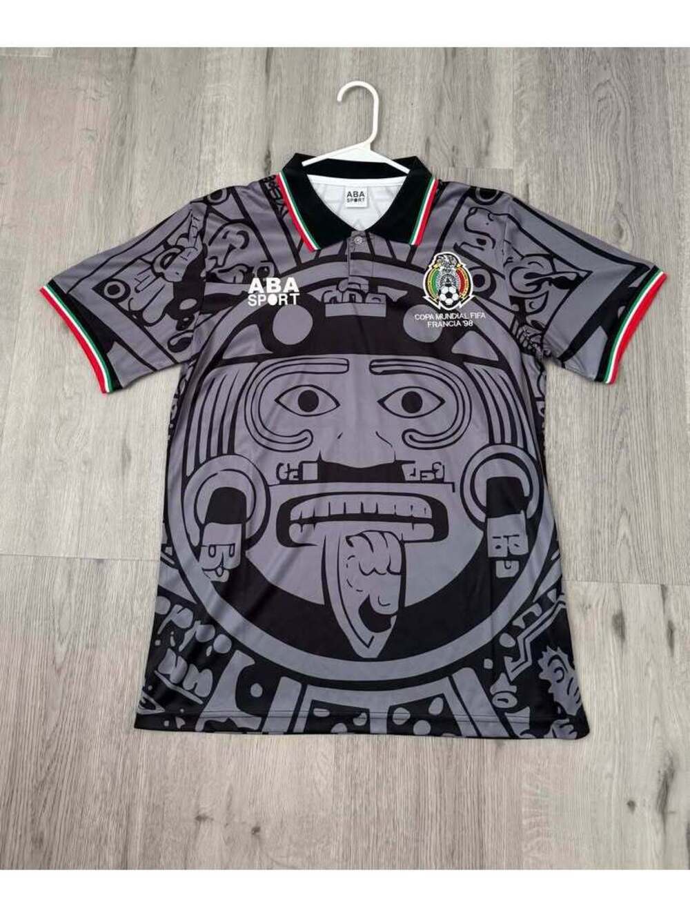 Mexico soccer Jersey adult medium nwt